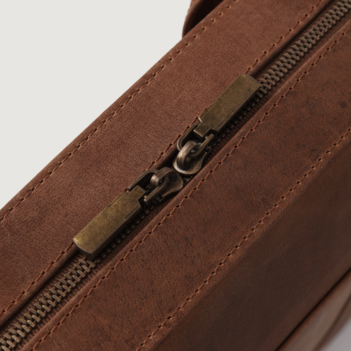 Brex Captain Vintage Tan Brown Leather Briefcase - brown & tan vintage leather briefcase, view 9