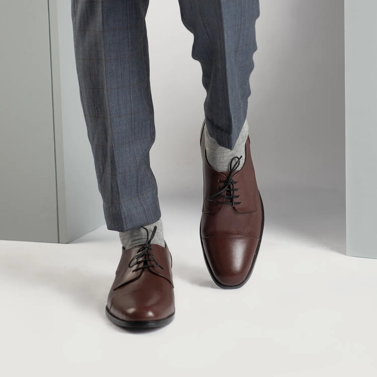 Attorney Derby Maroon Leather Shoes - men's shoes in maroon genuine leather, view 7