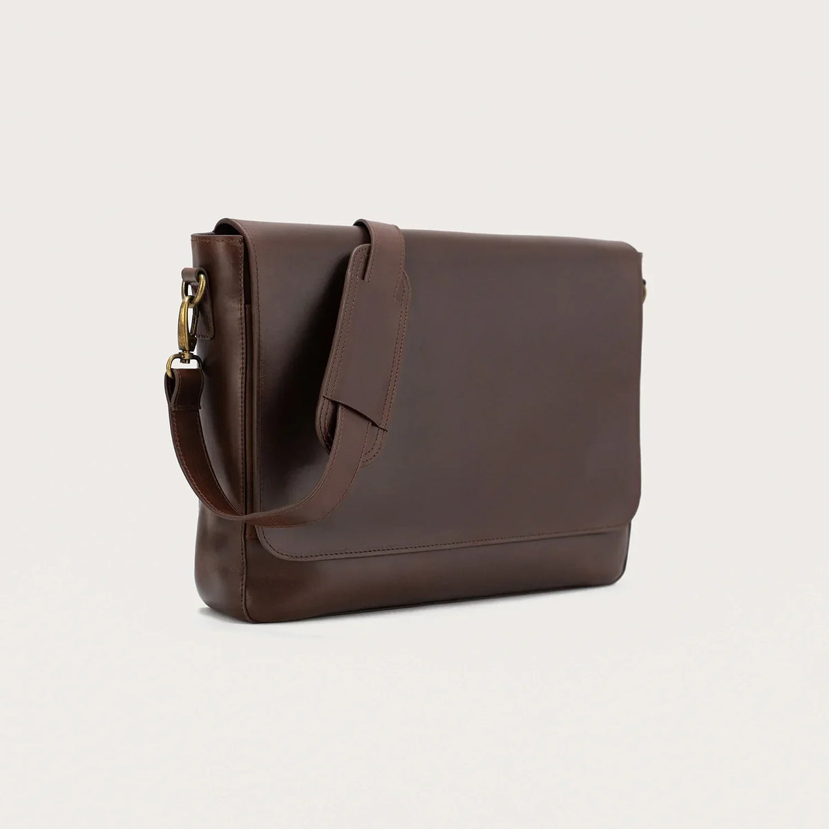 Brex Carismatico Vintage Brown Leather Messenger Bag - brown vintage leather messenger bag, view 9