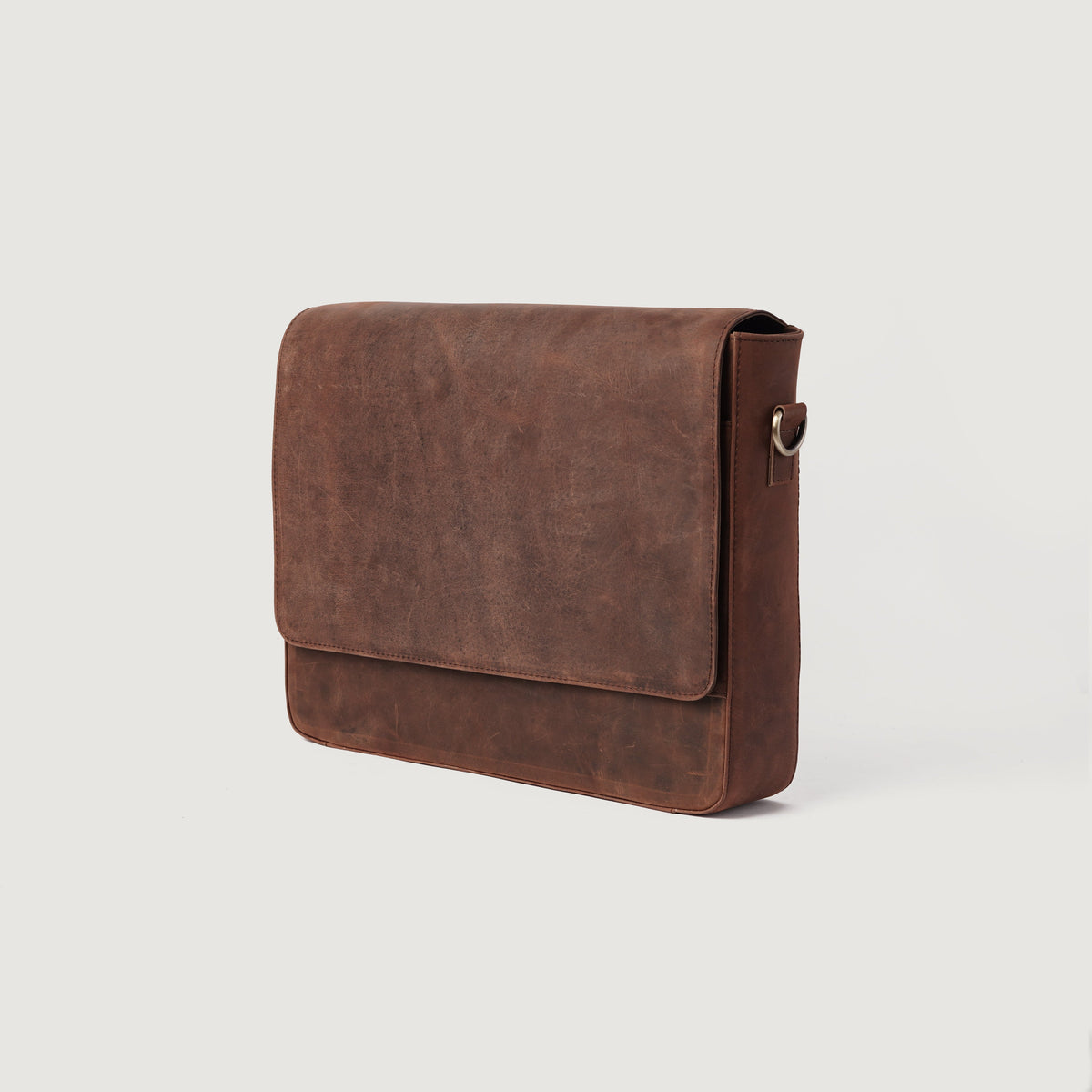 Brex Carismatico Vintage Distressed Brown Leather Messenger Bag - brown vintage distressed leather messenger bag, view 3