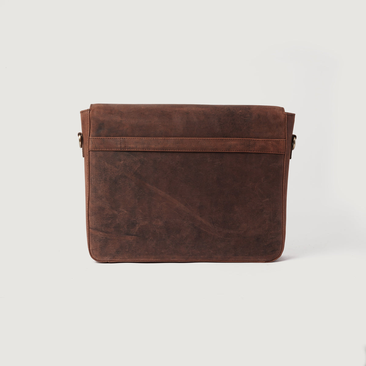 Brex Carismatico Vintage Distressed Brown Leather Messenger Bag - brown vintage distressed leather messenger bag, view 4