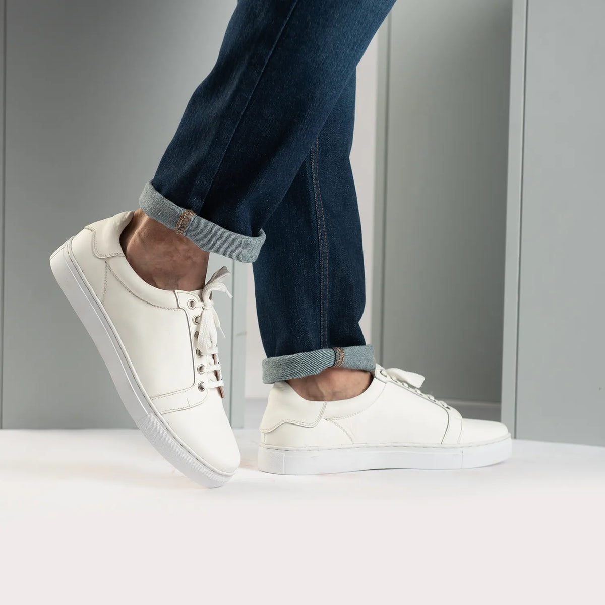 Carter Runn White Leather Sneakers - men's sneakers in white genuine leather, view 10