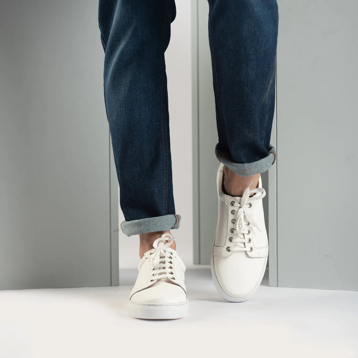 Carter Runn White Leather Sneakers - men's sneakers in white genuine leather, view 7