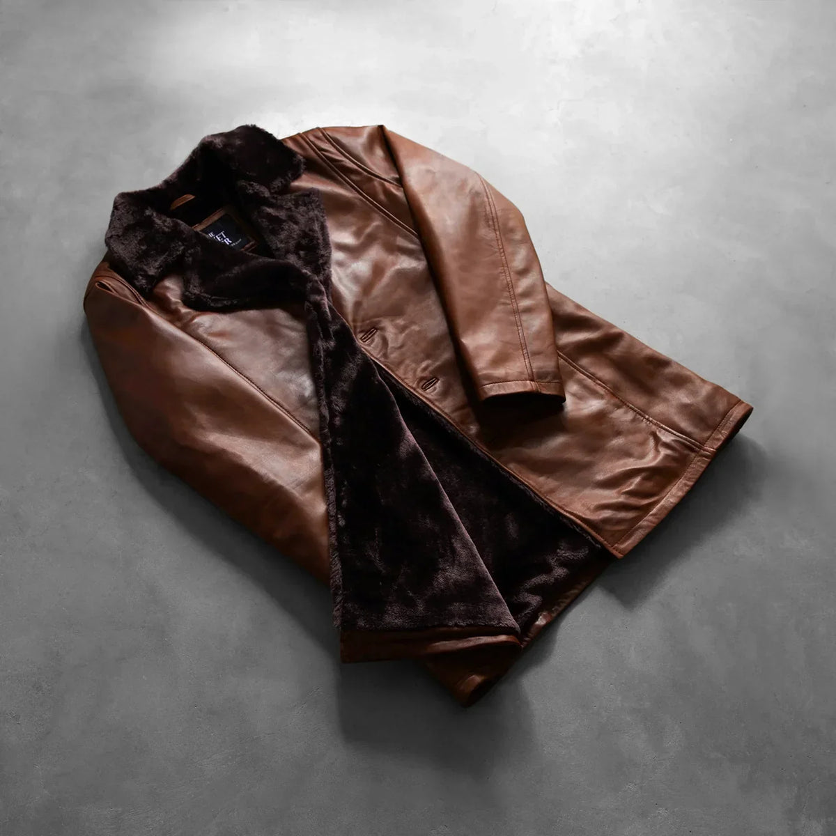 Cinnamon Distressed Leather Fur Coat - men's coat in classic sheepskin leather, view 8