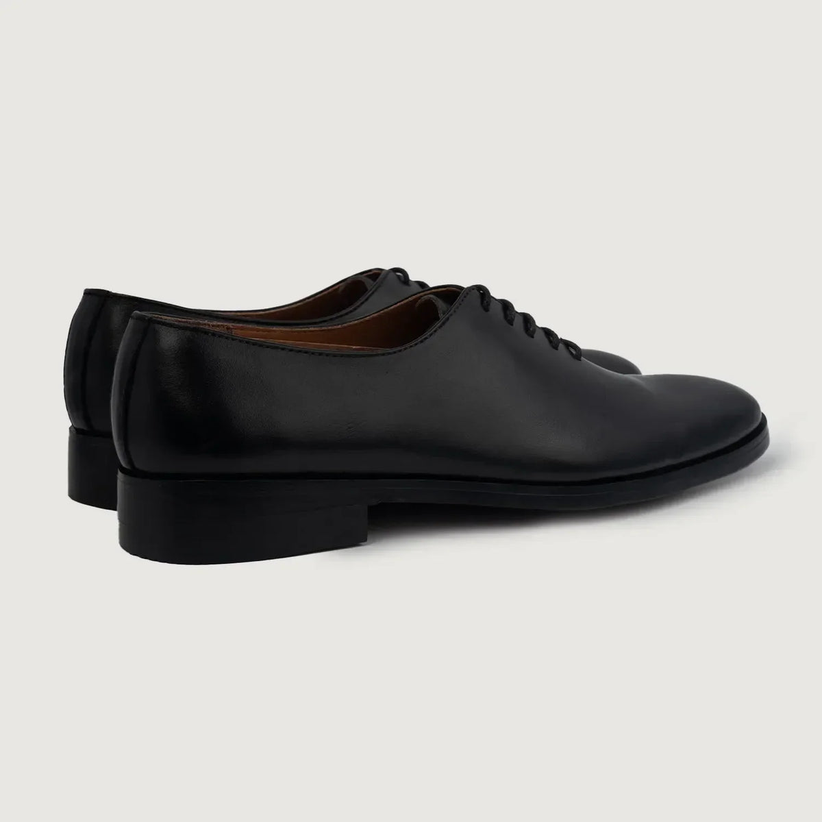 Director Wholecut Black Leather Shoes - men's shoes in black genuine leather, view 4