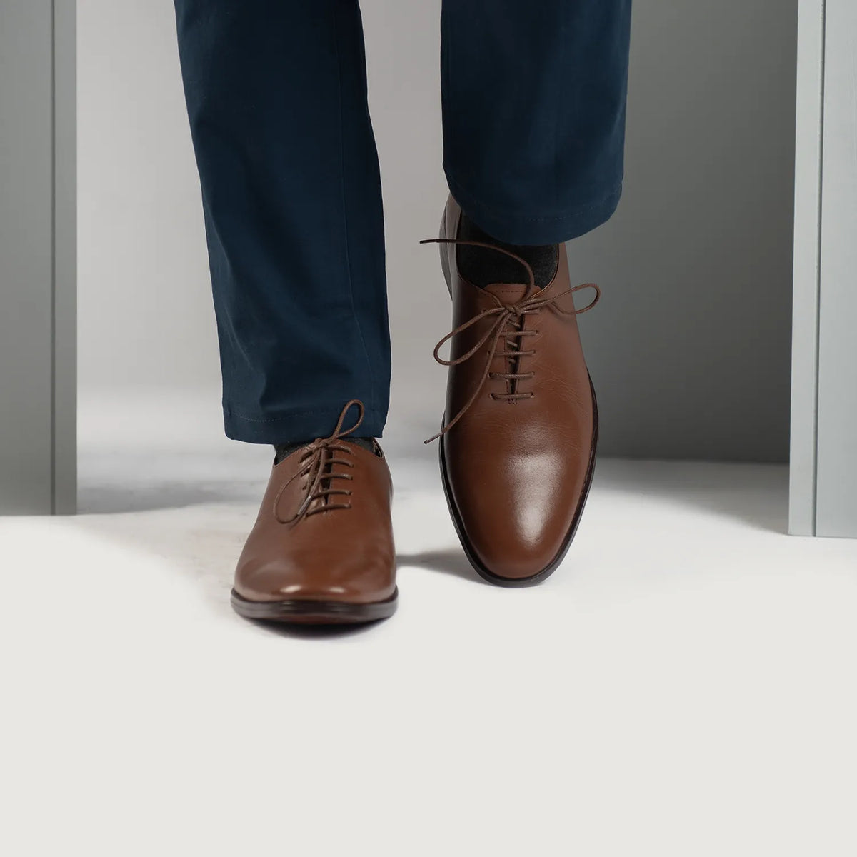 Director Wholecut Tan Leather Shoes - men's shoes in tan genuine leather, view 6