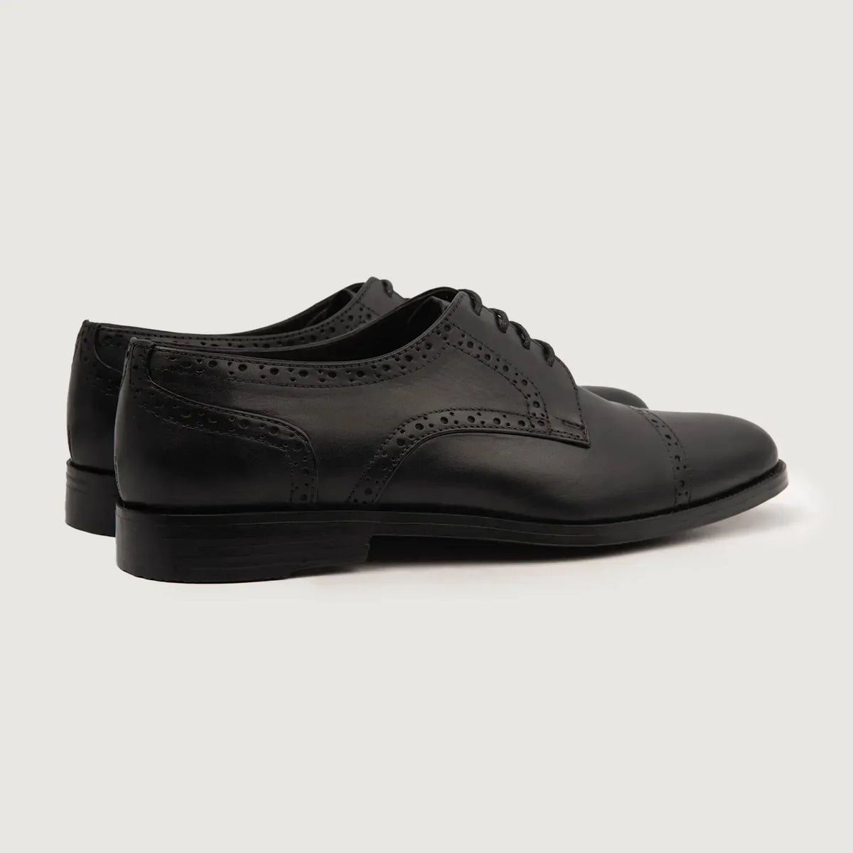 Dirk Brogues Derby Black Leather Shoes - men's shoes in black genuine leather, view 4