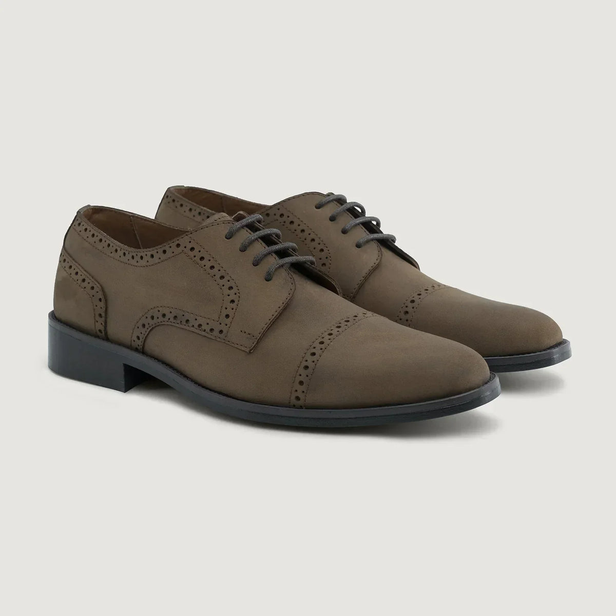 Dirk Brogues Derby Brown Oil Pullup Leather Shoes Rugged Sole - men's shoes in brown pull-up leather, view 1