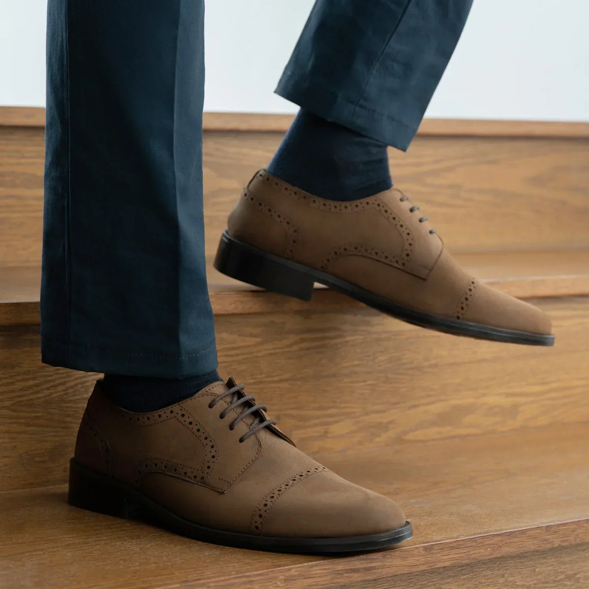 Dirk Brogues Derby Brown Oil Pullup Leather Shoes Rugged Sole - men's shoes in brown pull-up leather, view 8