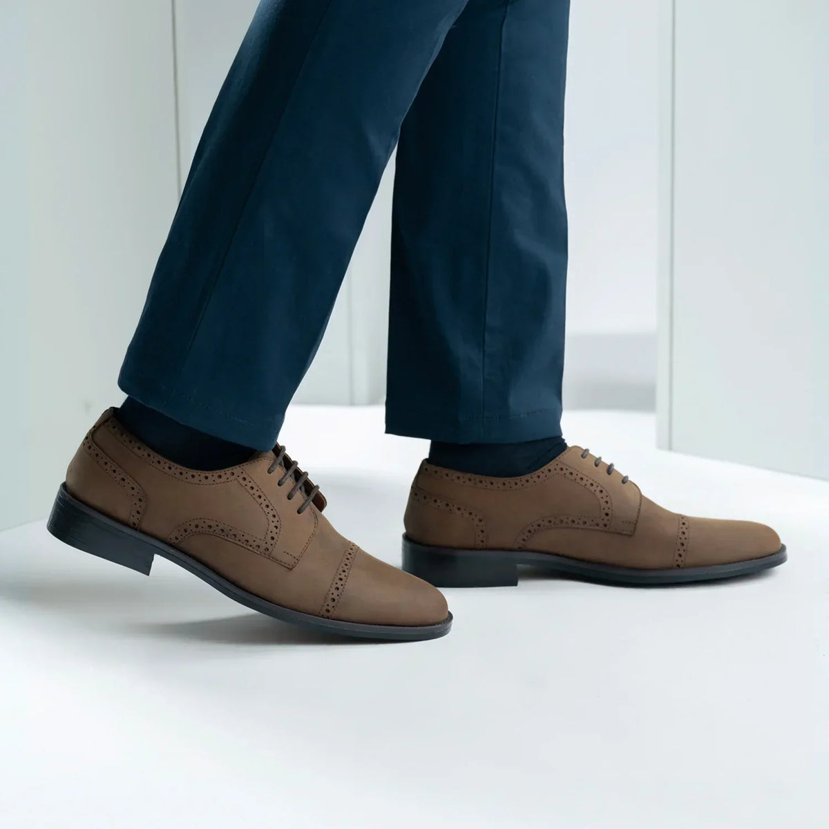 Dirk Brogues Derby Brown Oil Pullup Leather Shoes Rugged Sole - men's shoes in brown pull-up leather, view 9