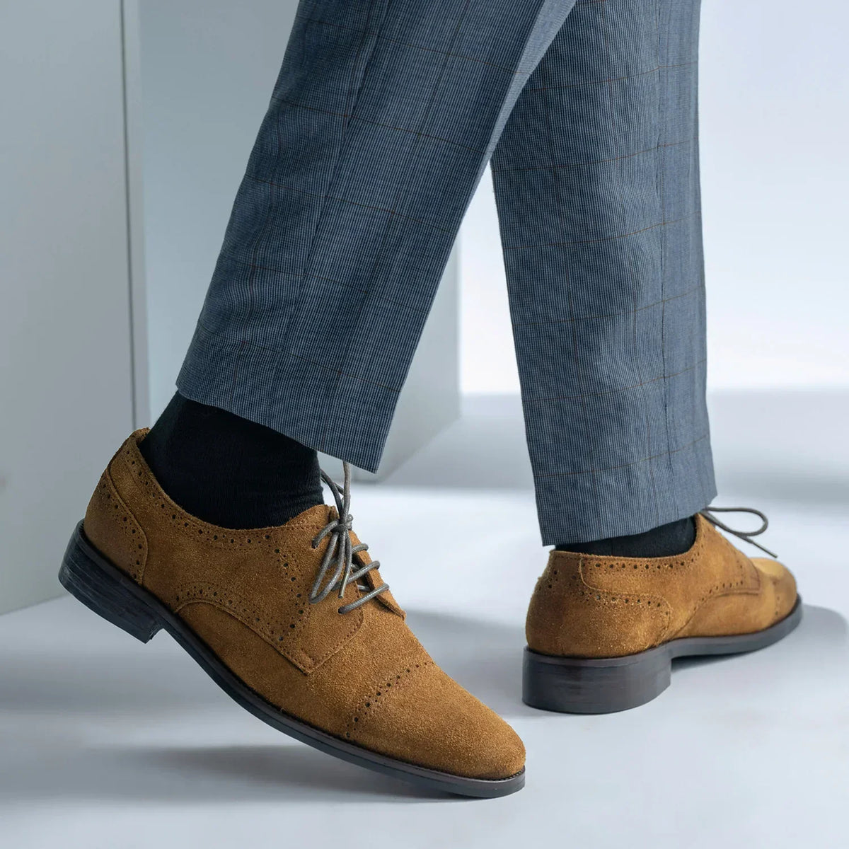 Dirk Brogues Derby Brown Suede Leather Shoes Rugged Sole - men's shoes in brown suede leather, view 8