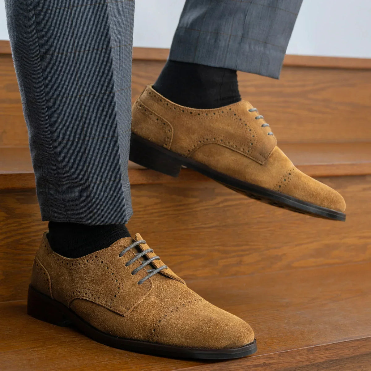 Dirk Brogues Derby Brown Suede Leather Shoes Rugged Sole - men's shoes in brown suede leather, view 9