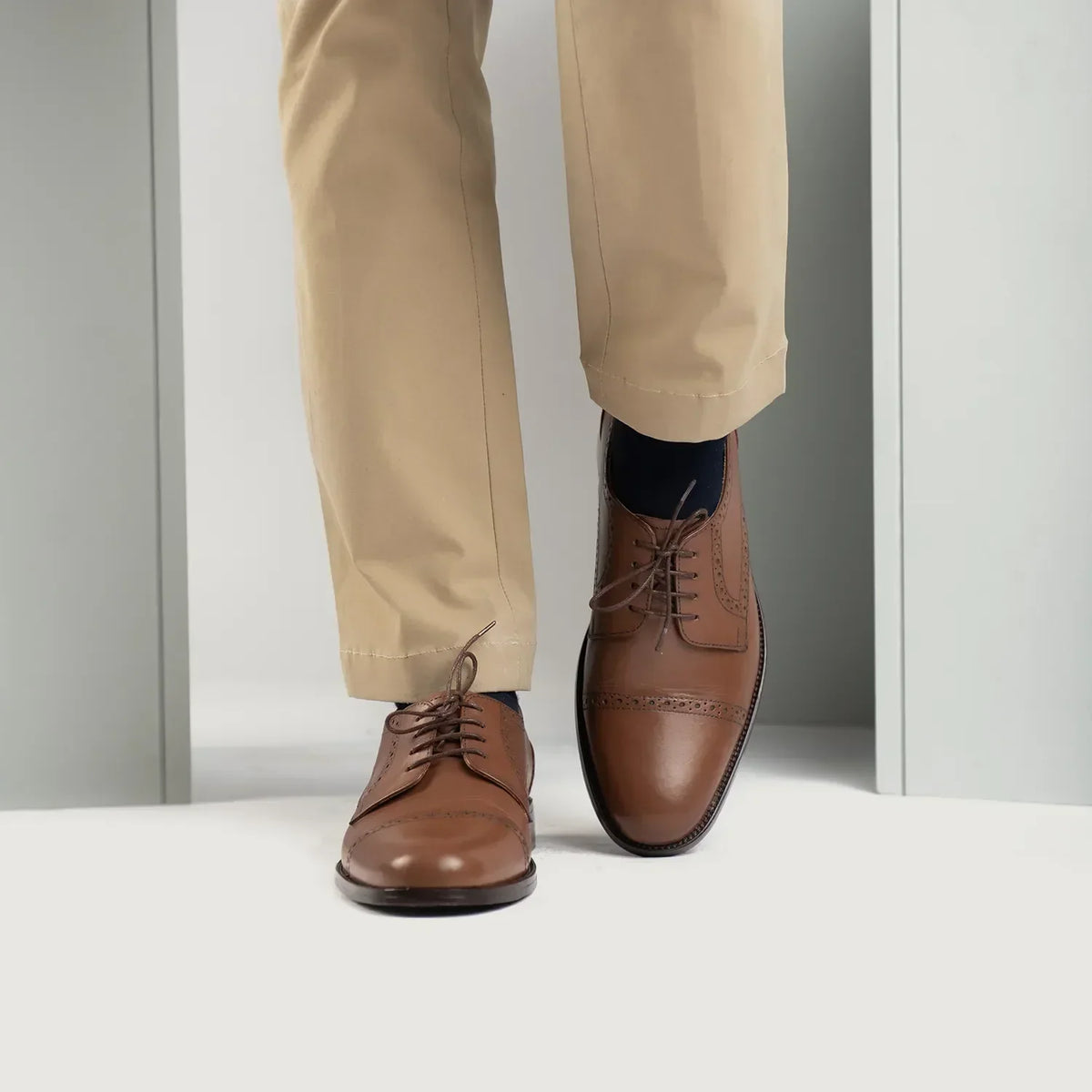 Dirk Brogues Derby Tan Leather Shoes - men's shoes in tan genuine leather, view 7
