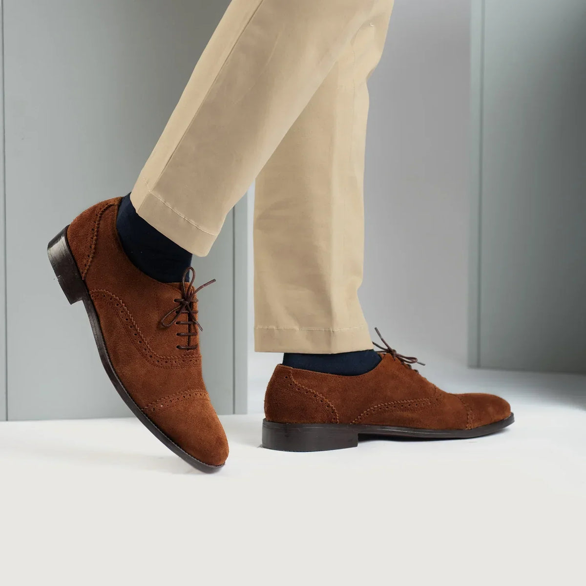 Greyson Brogues Oxford Brown Suede Leather Shoes - men's shoes in brown suede leather, view 8