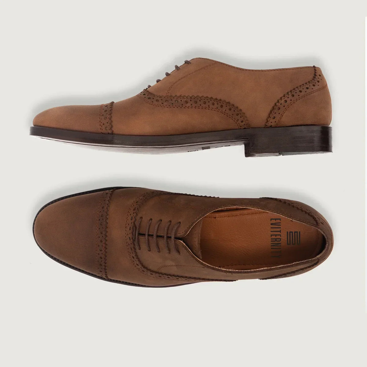 Greyson Brogues Oxford Oil Pull-up Brown Leather Shoes - men's shoes in brown pull-up leather, view 3