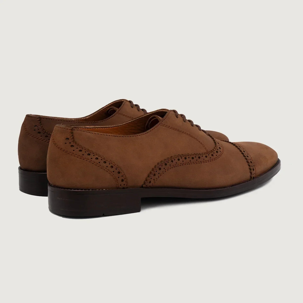Greyson Brogues Oxford Oil Pull-up Brown Leather Shoes - men's shoes in brown pull-up leather, view 4