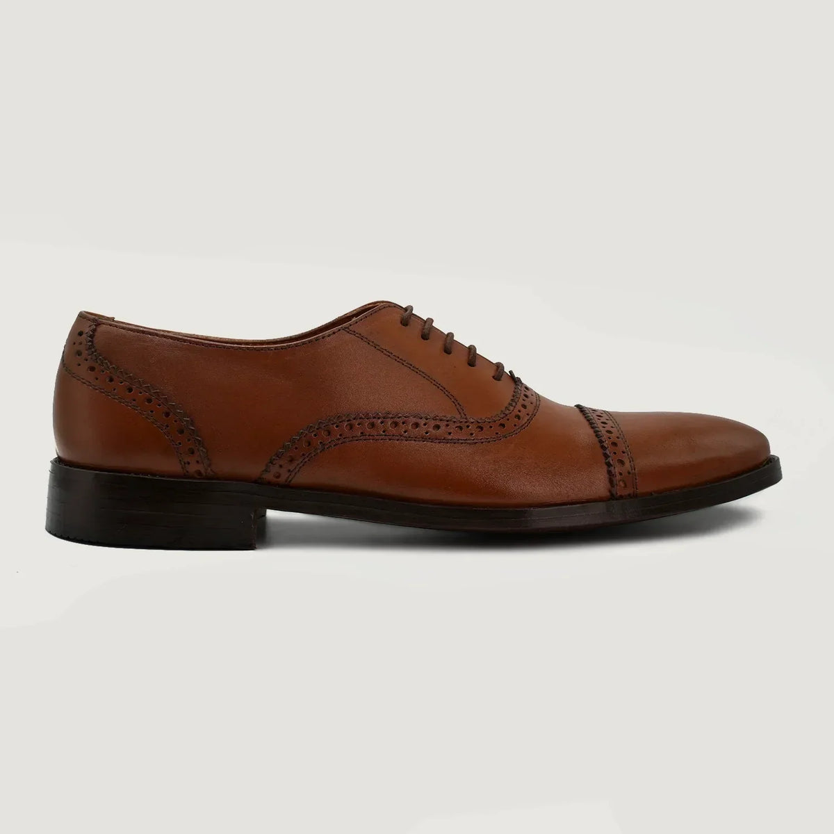 Greyson Brogues Oxford Tan Leather Shoes - men's shoes in tan genuine leather, view 2