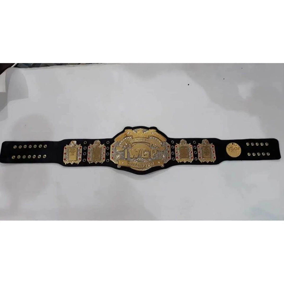 IWGP V3 Wrestling Heavyweight Championship Inspired Collectible Title Belt - photo 3 of 4 | Brex International