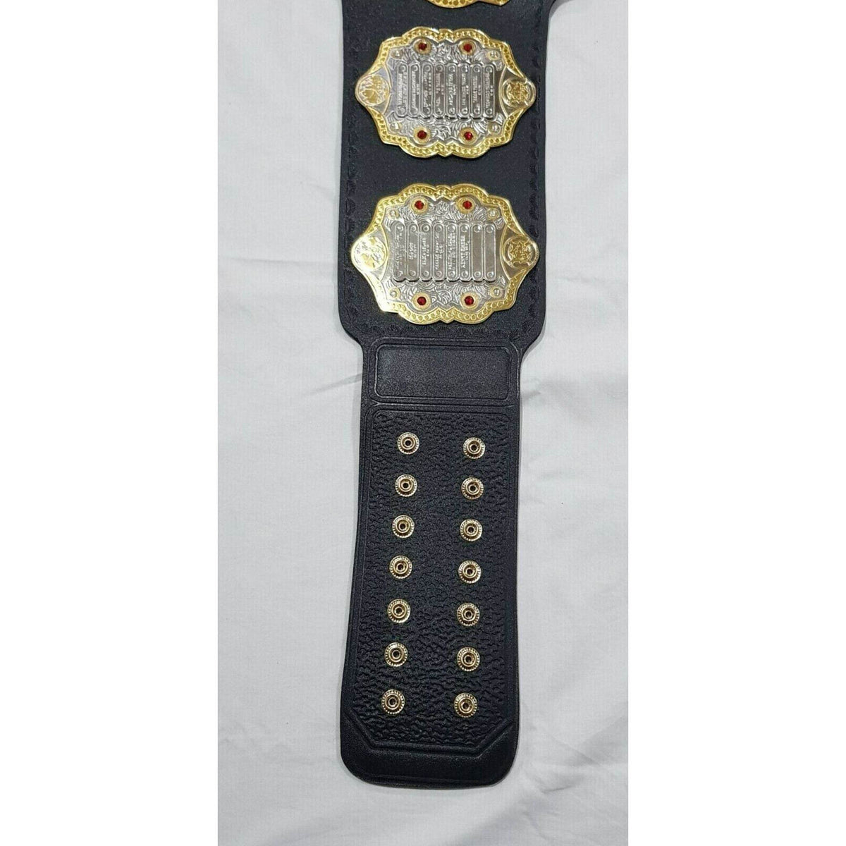 IWGP V4 Wrestling Heavyweight Championship Inspired Collectible Title Belt - photo 3 of 4 | Brex International