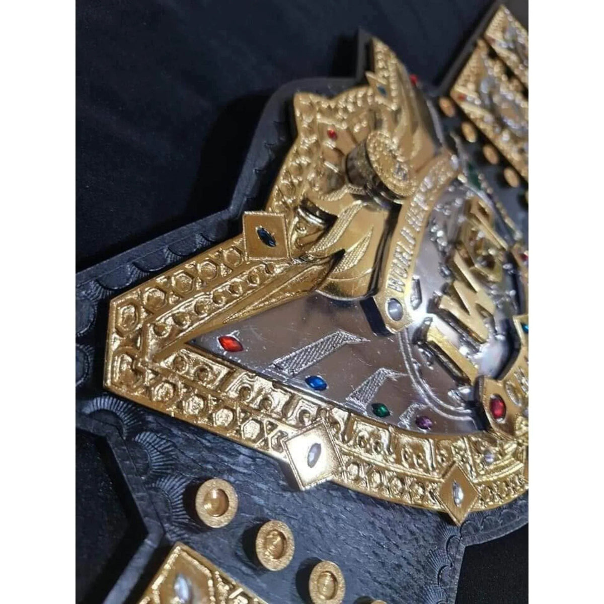 IWGP V5 Wrestling Heavyweight Championship Inspired Collectible Title Belt - photo 3 of 6 | Brex International
