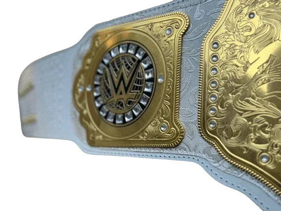New Women's WWE Heavyweight Championship Inspired Collectible Title Belt - photo 5 of 7 | Brex International