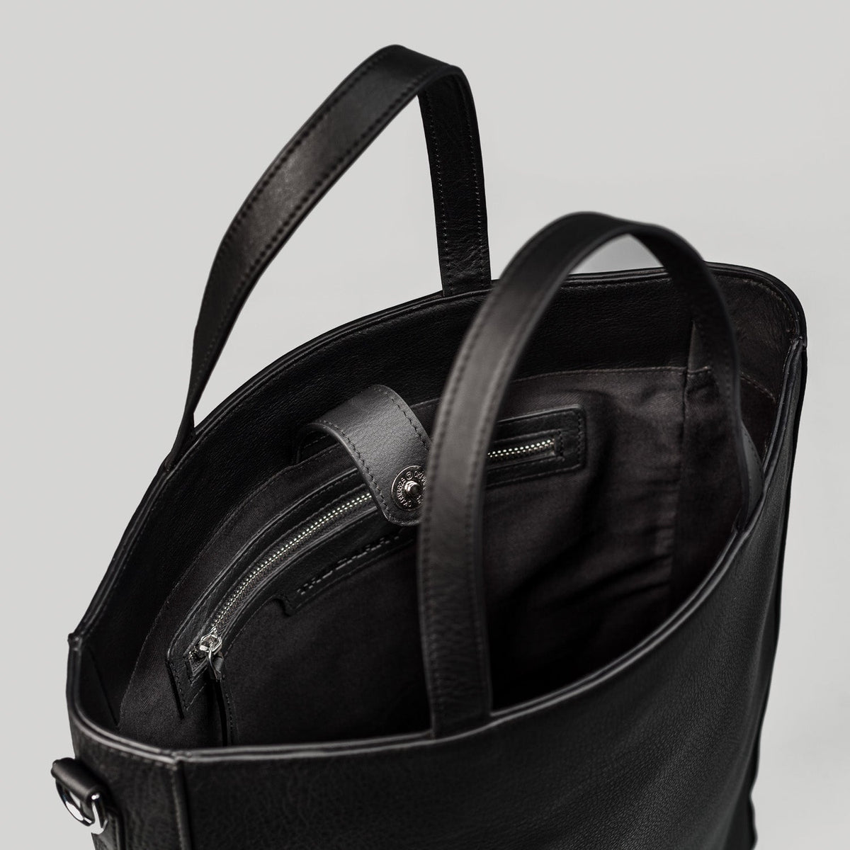 Brex Poet Black Leather Tote Bag - black leather tote bag, view 7