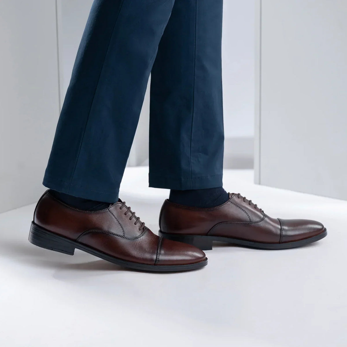 Professor Oxford Burnished Brown Leather Shoes - men's shoes in brown genuine leather, view 9