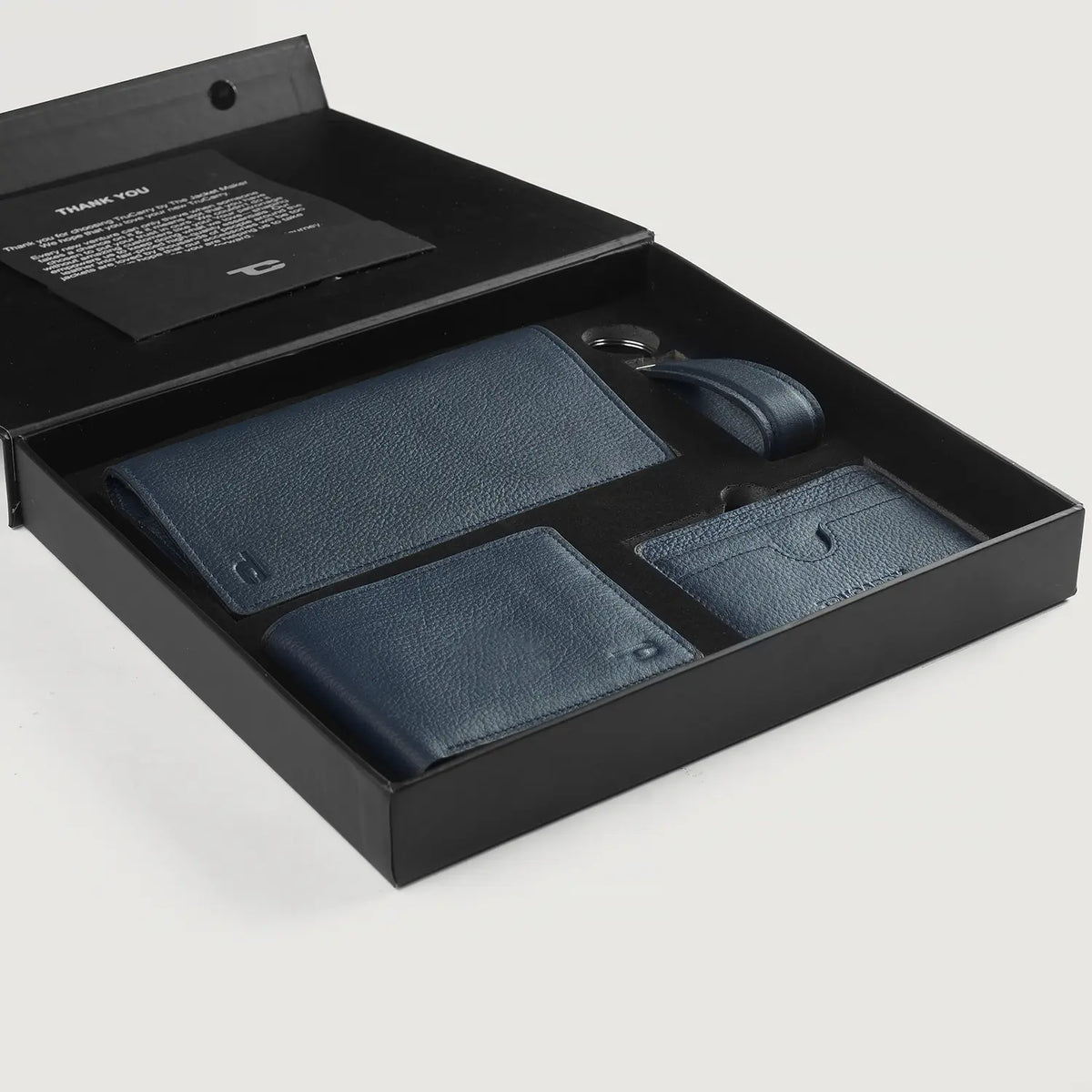 Brex Timeless Taylen Blue Leather Gift Set - blue leather gift set, view 3