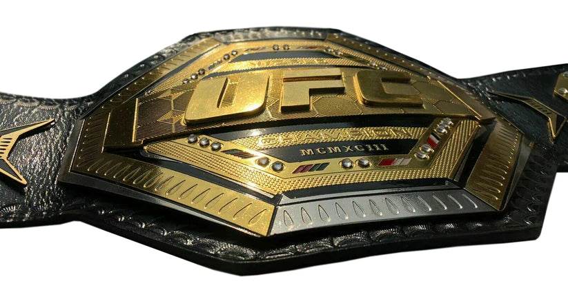 UFC Legacy World Championship Heavyweight Fighting Inspired Belt - photo 2 of 4 | Brex International