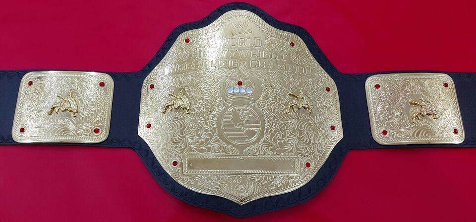 World Heavyweight Big Gold Championship Inspired Collectible Belt - photo 5 of 5 | Brex International