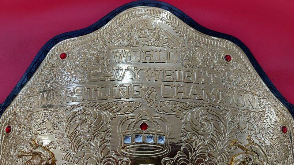 WWE Big Gold World Heavyweight Championship Inspired Title Belt - photo 4 of 7 | Brex International